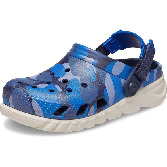 Crocs Unisex-Adult Blue Camo Duet Max II Clog - Size M5/W7
